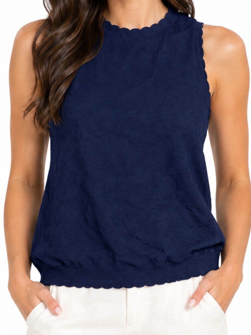 Joseph A. NWT Scalloped Sleeveless Sweater Tank Top Blouse Size Large NEW